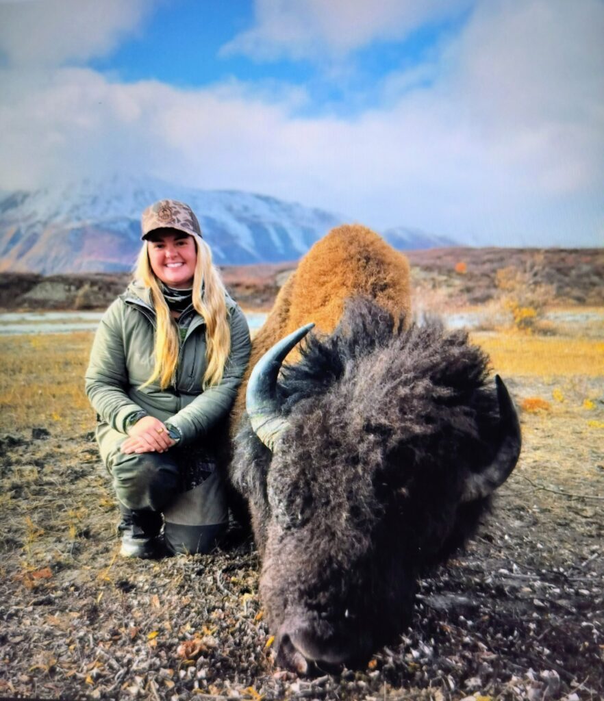 CONGRATULATIONS KENIA !  WHAT A GREAT WOOD BISON !